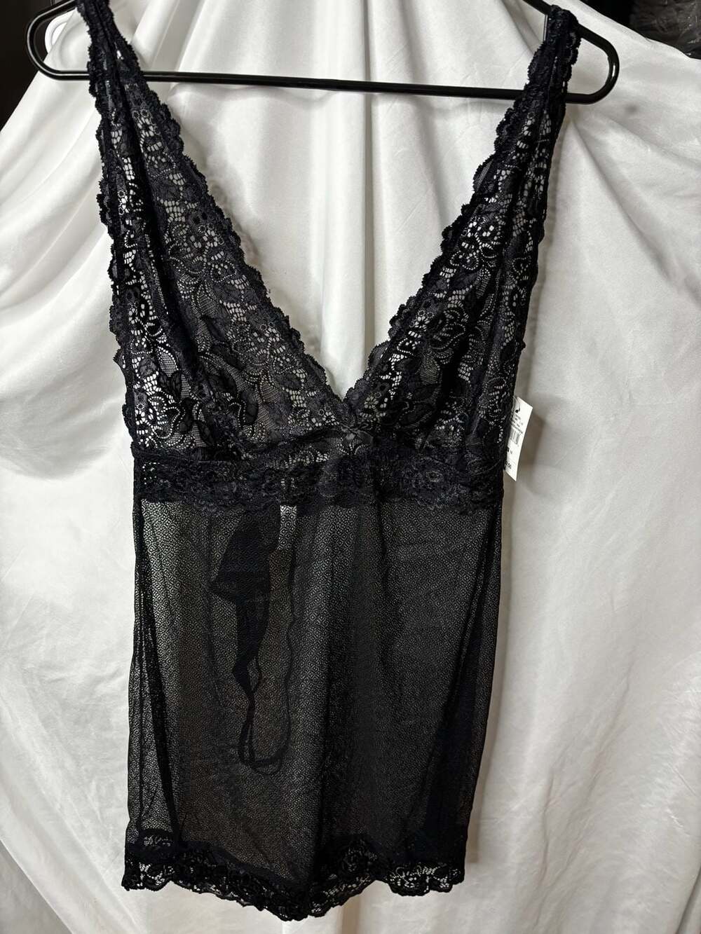 Lascana Lace V-Neck Babydoll Nightie in Black